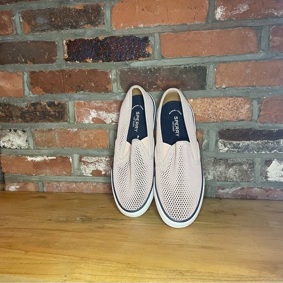 𝅺Blush Slip On Sperry’s - Picture 3 of 5